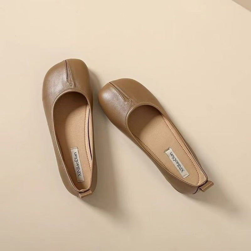 Shallow mouth single shoes for women in autumn, one foot leather, Mary Jane flat bottomed small leather shoes, soft sole, anti slip, pregnant woman