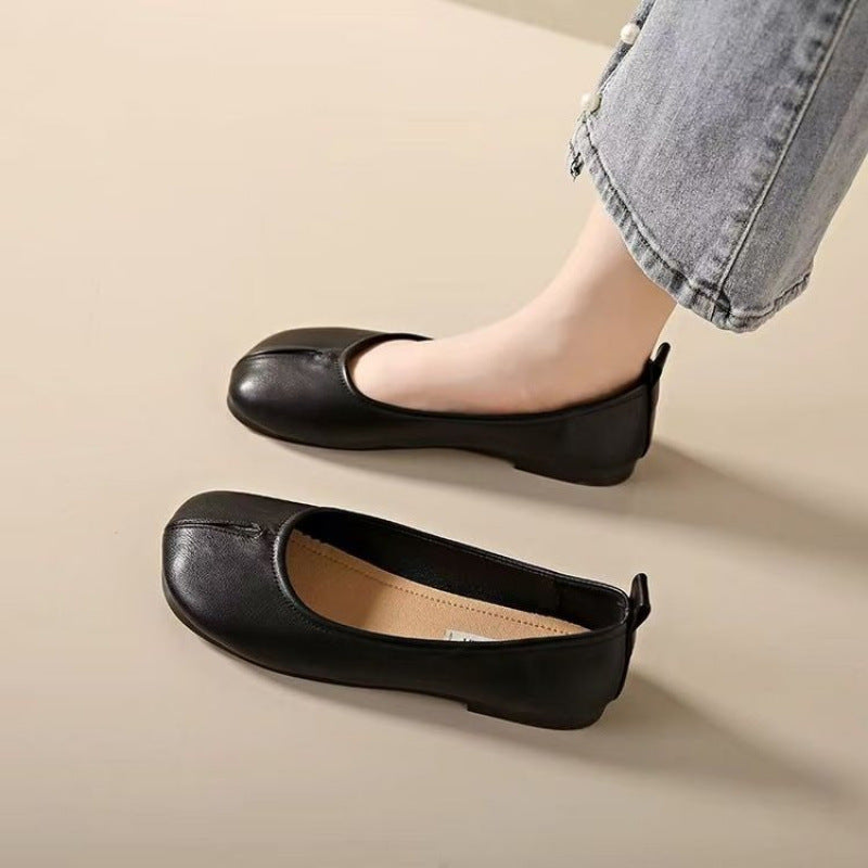 Shallow mouth single shoes for women in autumn, one foot leather, Mary Jane flat bottomed small leather shoes, soft sole, anti slip, pregnant woman