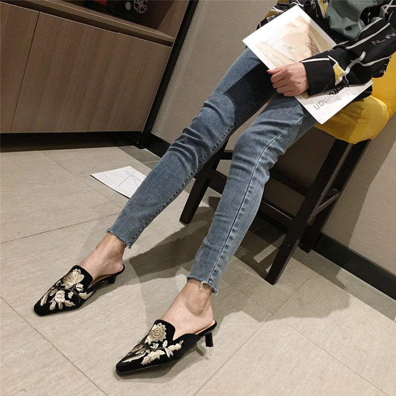 New Slippers Women's Fashion And Elegant Gold Velvet Embroidery Baotou Half Slippers Women's Middle Heel Outer Wear Lazy Slippers