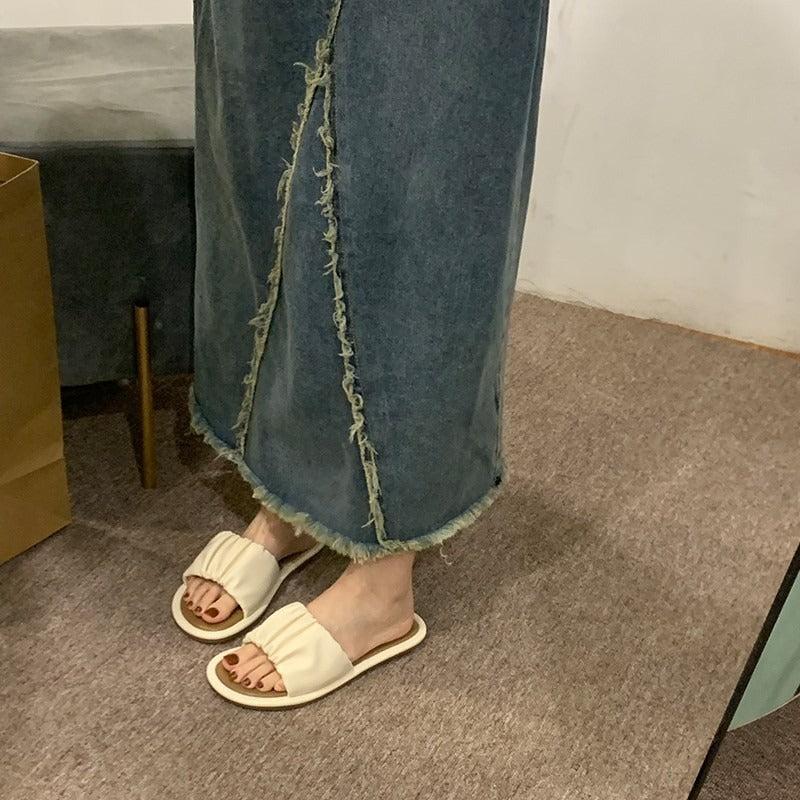 Slippers Women's Summer New Network Red Candy Personalized Pleated Flat Bottom Versatile Outerwear Soft Sole Slippers