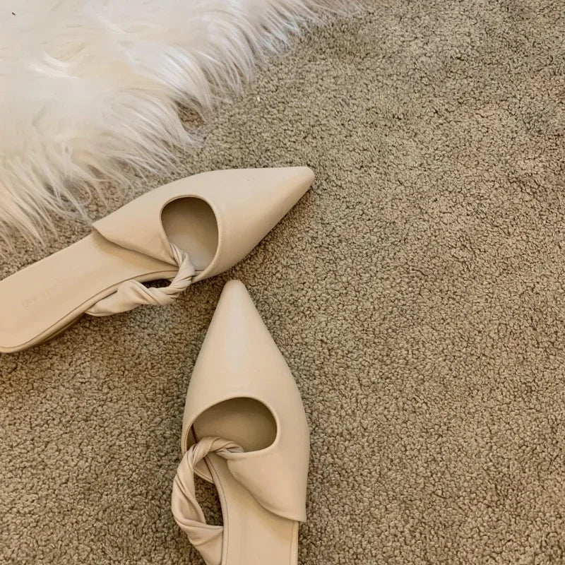 New Spring Women's Slippers Pointed Toe Toe Sandals Slippers Flat Casual  All-match Sexy Solid Color Women's Mules Slides