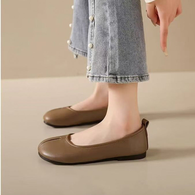 Shallow mouth single shoes for women in autumn, one foot leather, Mary Jane flat bottomed small leather shoes, soft sole, anti slip, pregnant woman