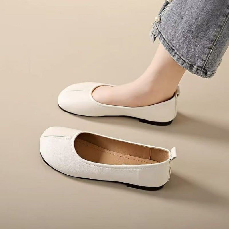 Shallow mouth single shoes for women in autumn, one foot leather, Mary Jane flat bottomed small leather shoes, soft sole, anti slip, pregnant woman