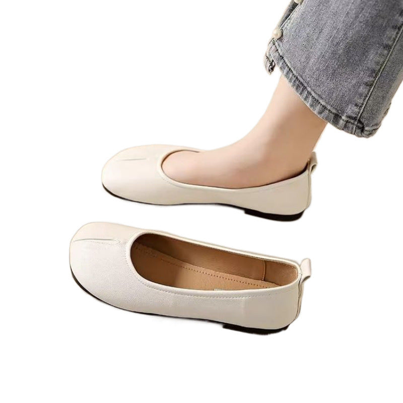 Shallow mouth single shoes for women in autumn, one foot leather, Mary Jane flat bottomed small leather shoes, soft sole, anti slip, pregnant woman
